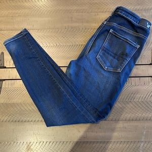 American Eagle size 10 Super Hi Rise skinny Jegging